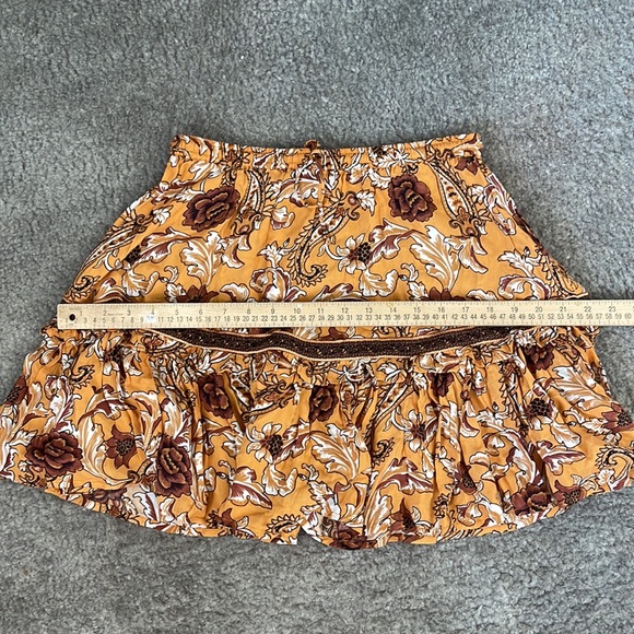 SPELL Etienne Skirt Size Medium Bohemian Dream Mini Tier Beautiful Floral Detail - Picture 5 of 13